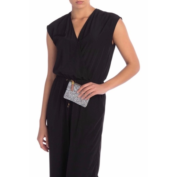 NEW MADEWELL Silver Glitter ‘The Leather Pouch’ - Picture 2 of 3